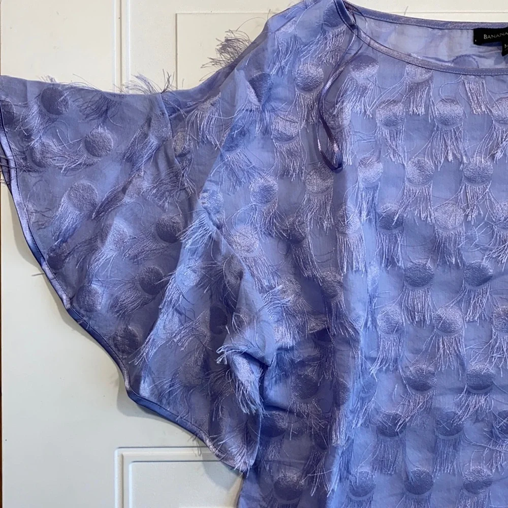 NWT Banana Republic Satin Trim Flutter Sleeve Eyelash Top - Picture 2 of 7